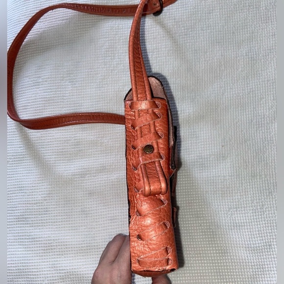 Women’s Handmade‎ in Quebec 100% genuine leather 2 in 1 shoulder & crossbody bag - Picture 13 of 16